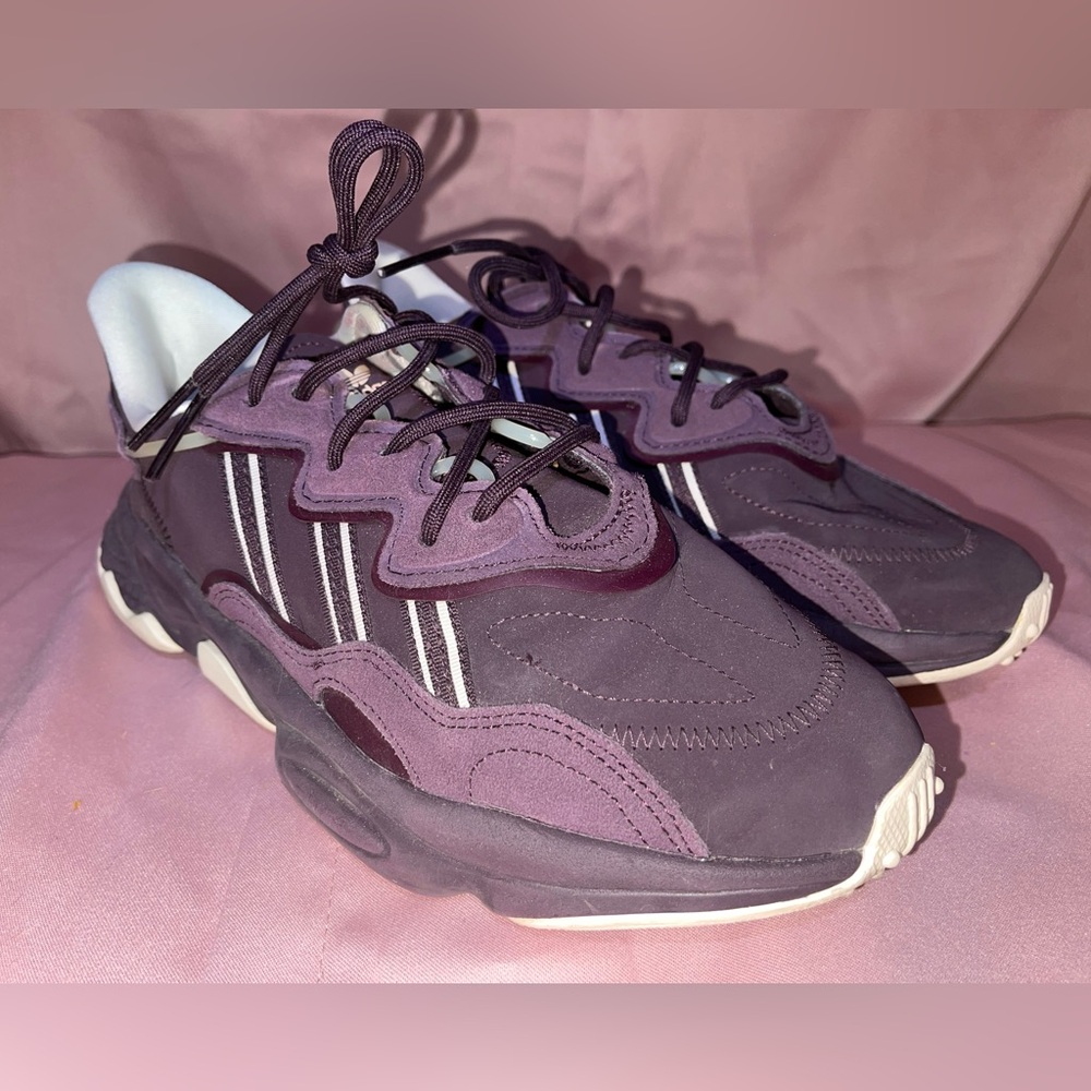 Adidas Ozweego Mens size 9.5